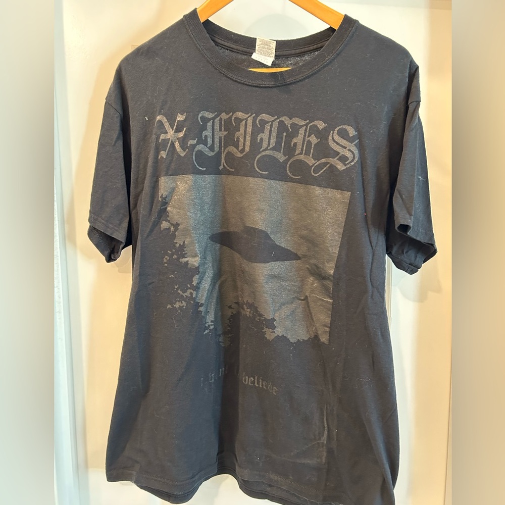X-FILES I Want to Believe Black on Black Tee